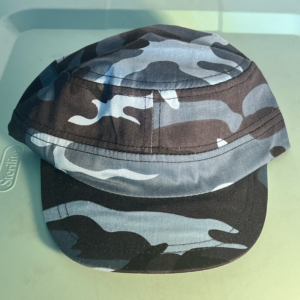 Brand New Camo Hat - Picture 2 of 4